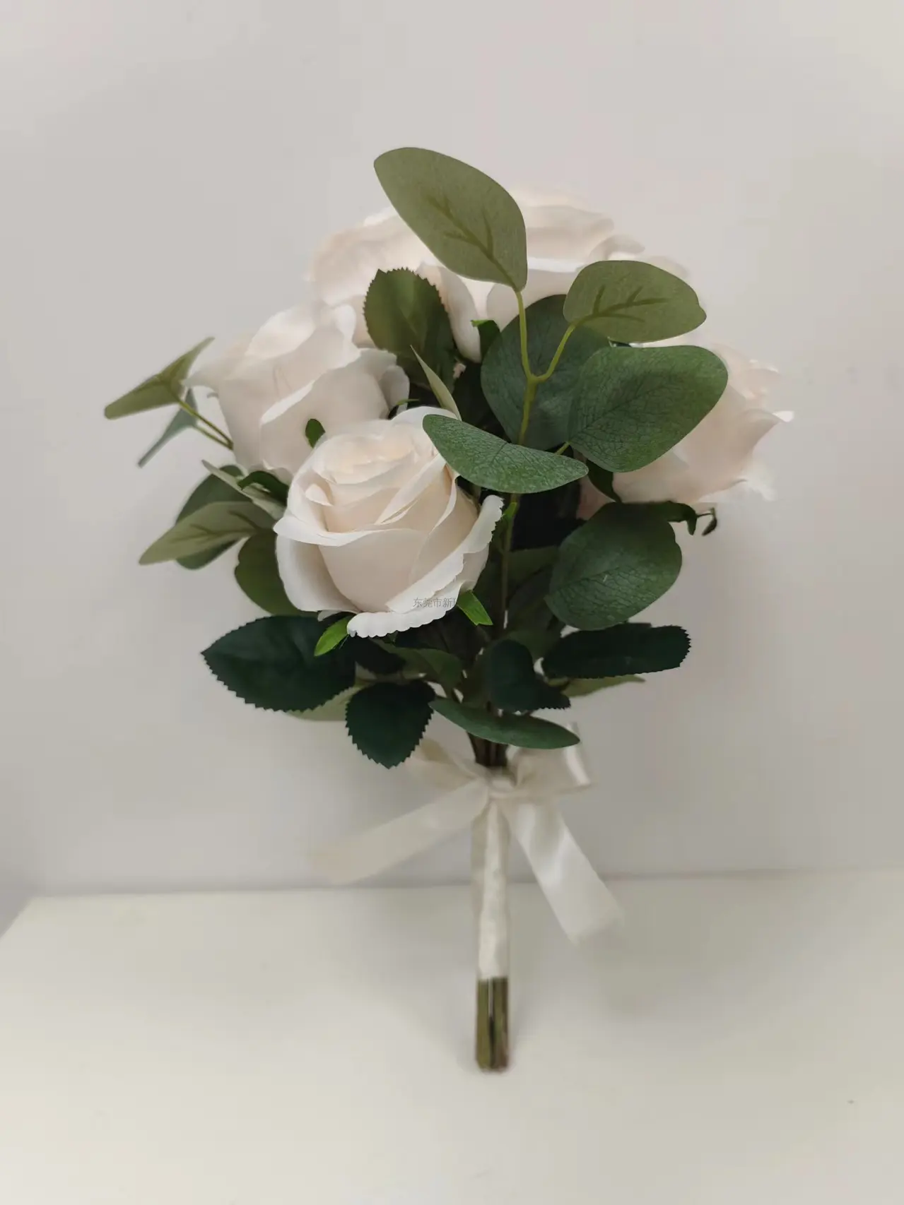 燊林仿真花 - 苞芯玫瑰花把束花